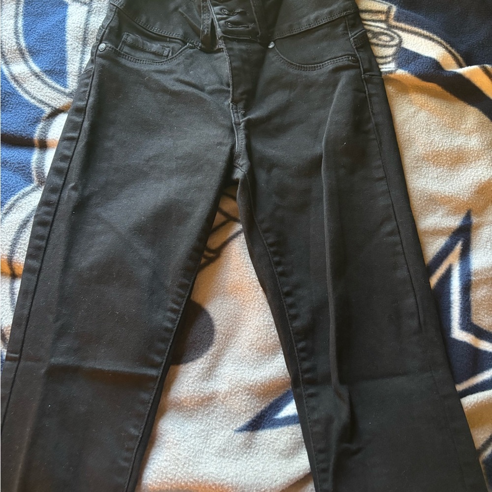 Black High-Waisted Jeans